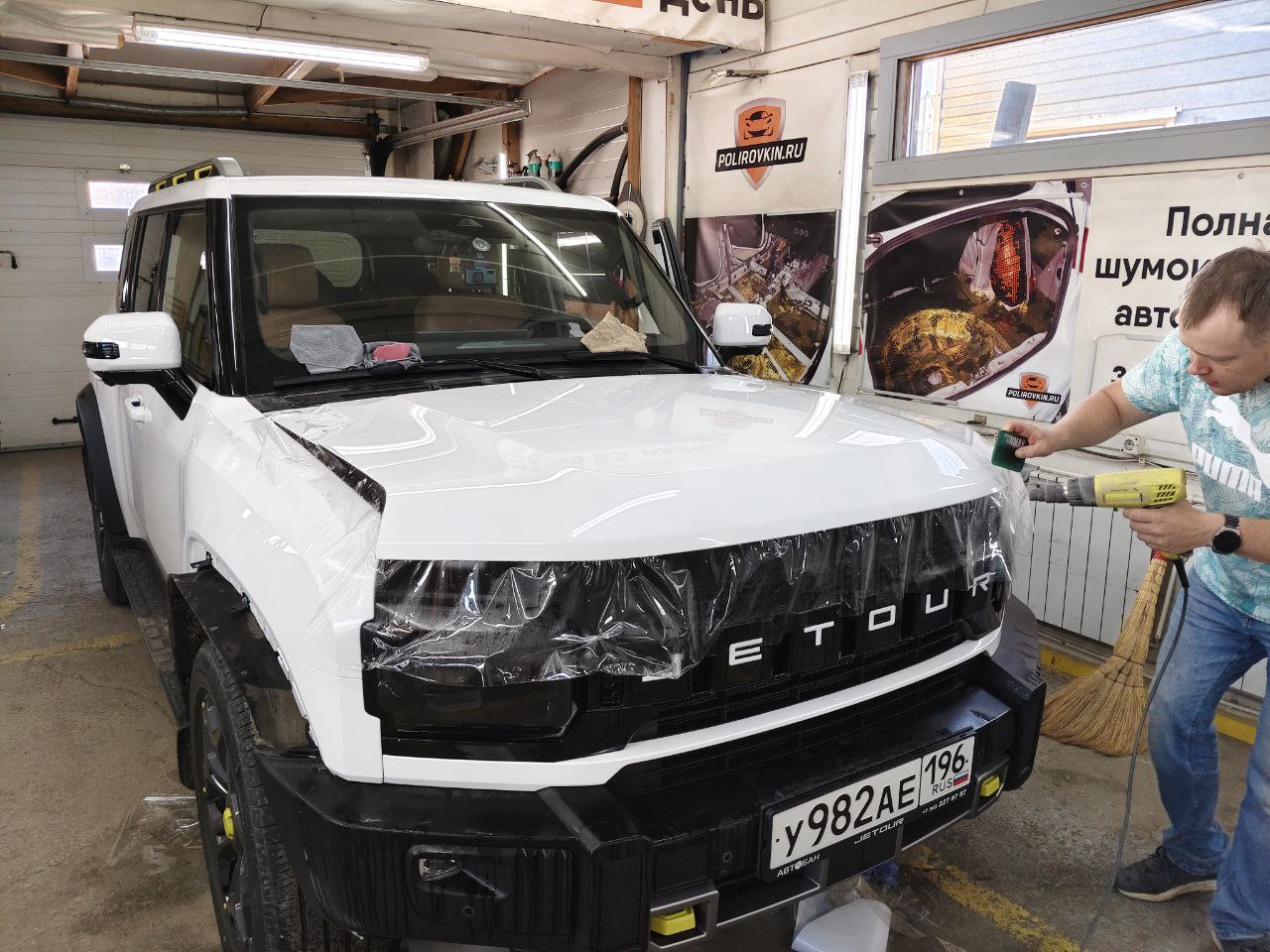 Понедельник — день защищенный: наш еженедельный отчет по оклейке